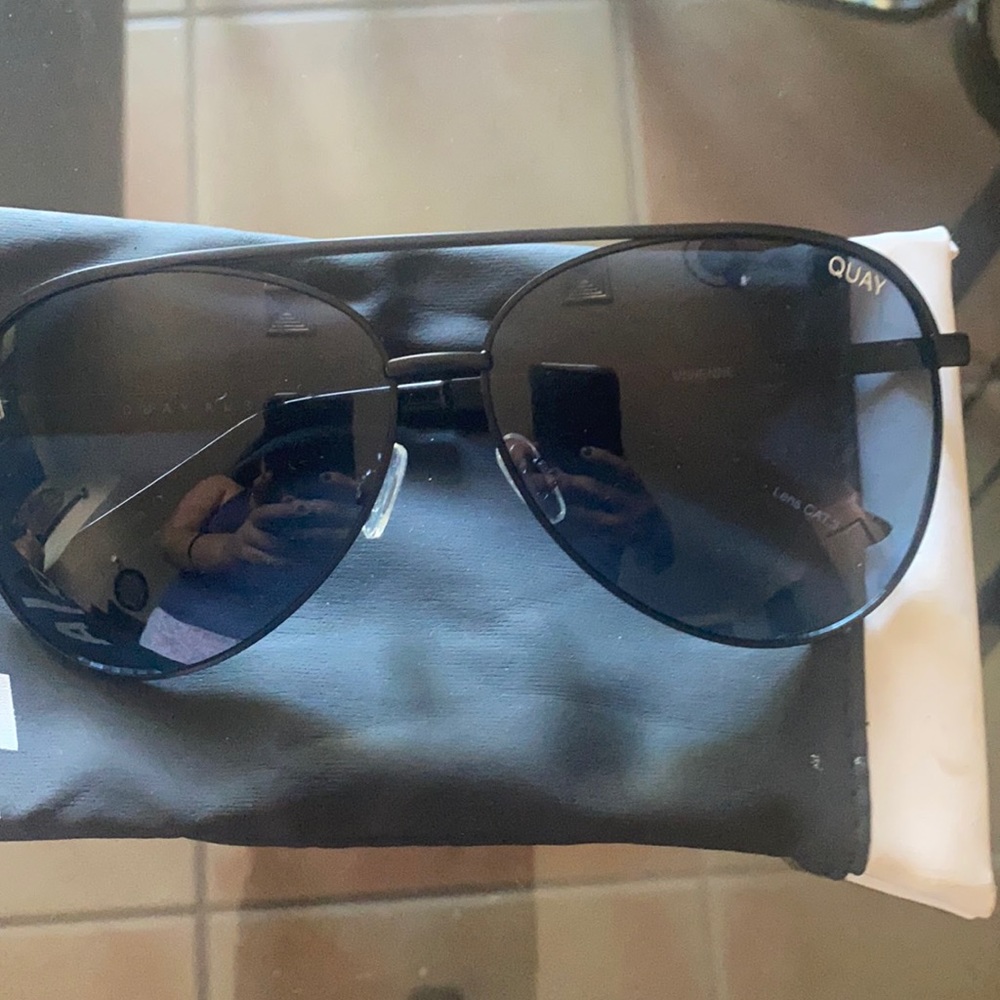 Quay Australia Vivienne sunglasses
